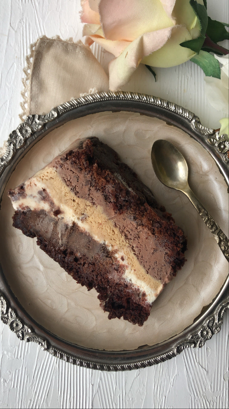 Ice Cream Cake {assembly}