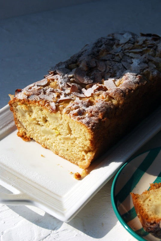 Pear & Cardamom Cake {eggless}