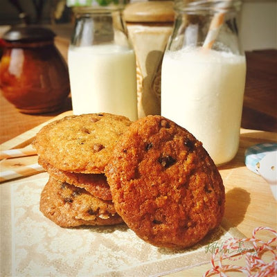 Vanilla + Orange Scented Chocolate Chip Cookies