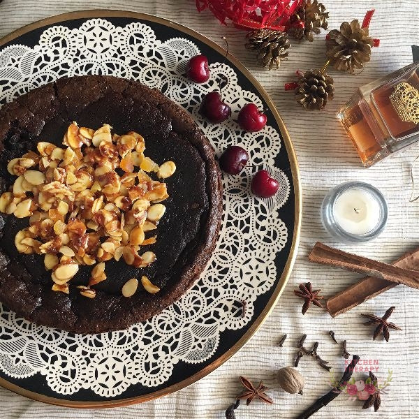 Flourless Christmas Cake