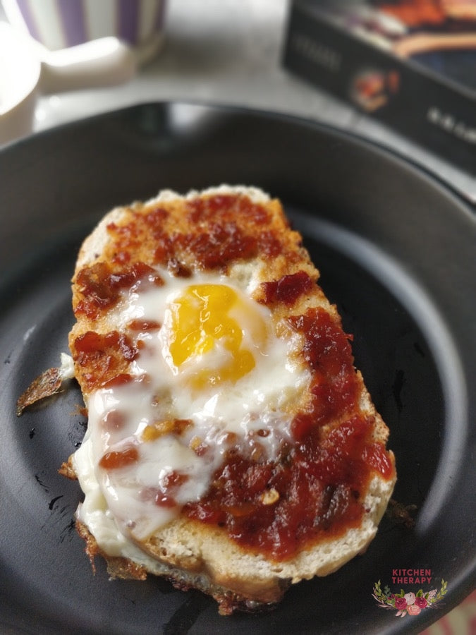 Spicy Eggs in a Hole