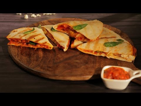 Hawaiian Pizza Quesadilla | How To Make Pizza Quesadilla By Kamini | Quick & Easy Pizza Recipe